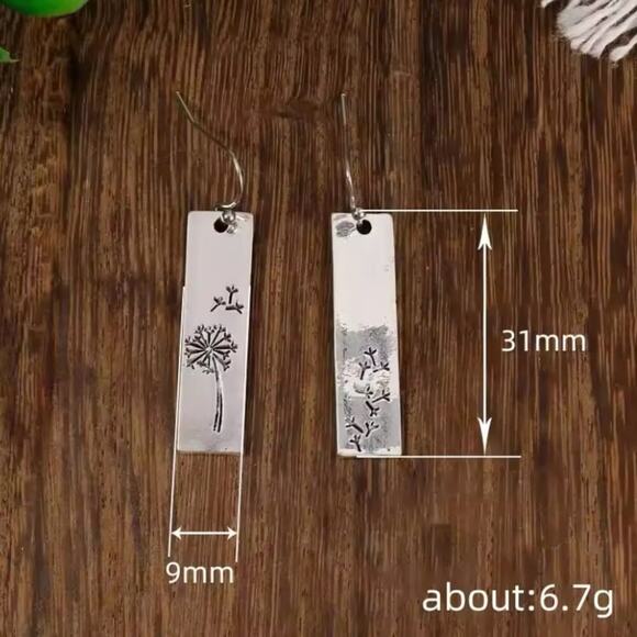 Vintage Dandelion Gold Metal Geometry Square Leaf Dangle Earrings fo… - Picture 4 of 4